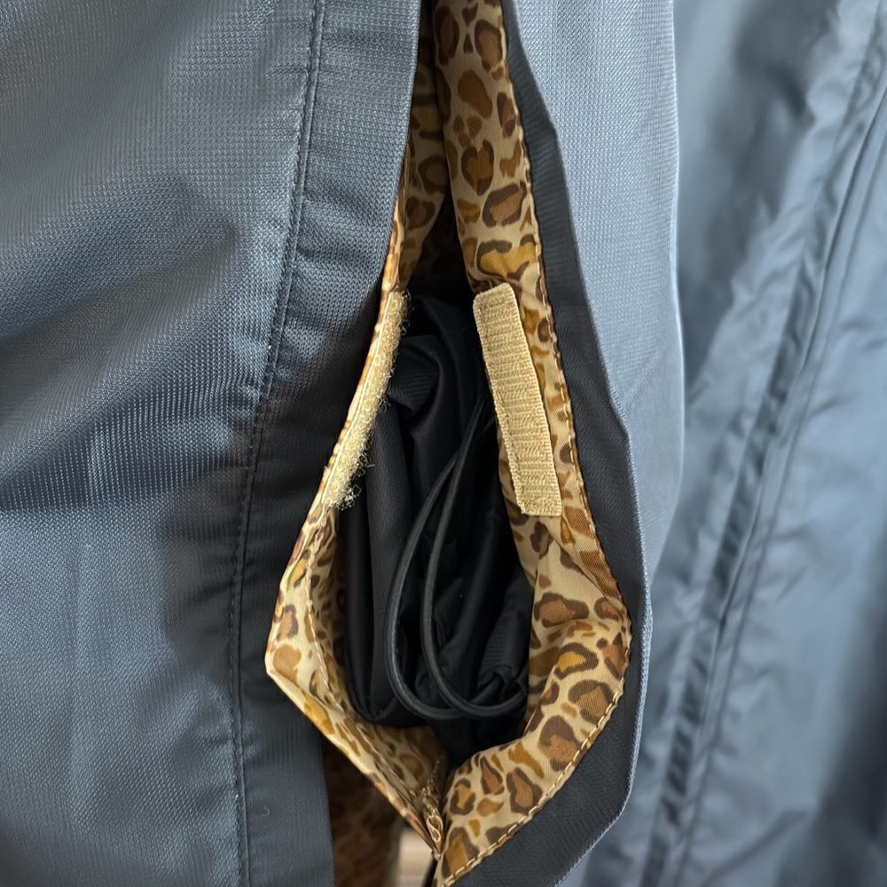 Preston & York Black zip Poncho Raincoat Wrap cape leopard lining pockets M/L - Picture 6 of 12